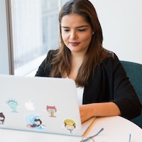 pexels christina morillo 1181312